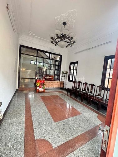 Cho thuê nhà 585/4Bis Sư Vạn Hạnh, phường 12, Quận 10 ( BV 115 )