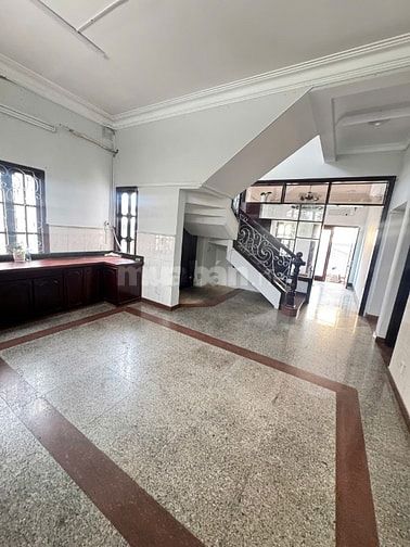 Cho thuê nhà 585/4Bis Sư Vạn Hạnh, phường 12, Quận 10 ( BV 115 )