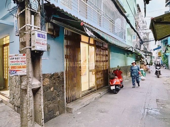 Nhà hẻm xe hơi kinh doanh- Gần chợ Bà Chiểu