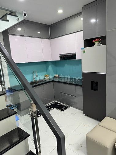 Bán nhà hẻm đường Trần Khắc Chân Q.1
