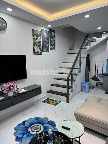 Bán nhà hẻm đường Trần Khắc Chân Q.1