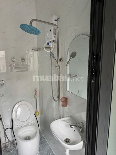 Bán nhà hẻm đường Trần Khắc Chân Q.1