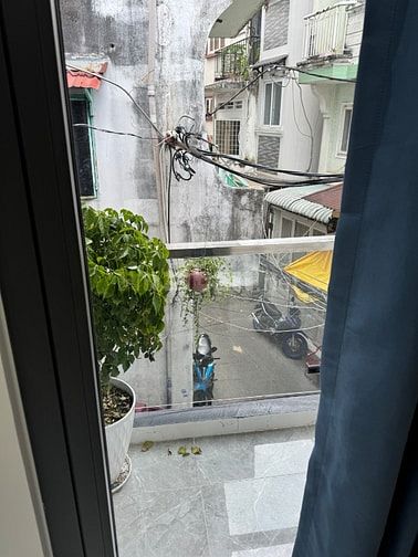 Bán nhà hẻm đường Trần Khắc Chân Q.1