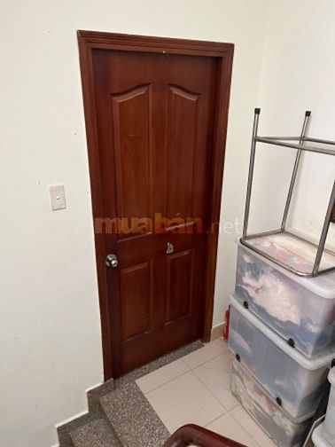 Bán Nhà 4x18m 3 tầng BTCT 217/5 Tôn Thất Thuyết P3 Q4