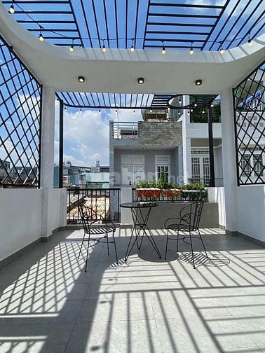 Định cư nước ngoài bán nhanh nhà Đ.Lê Văn Sỹ,P13,Q3.DT 42,5m2/2.450 tỷ