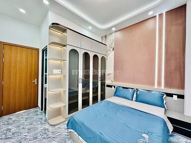 Bán nhà sẵn hợp đồng thuê 12tr Lạc Long Quân P3 Tân Bình 34,7m2, 3tỷ5 