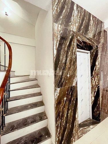 CCMN cho thuê phòng 1K1N full nội thất giá 5,5tr/th tại 241 Hồng Hà