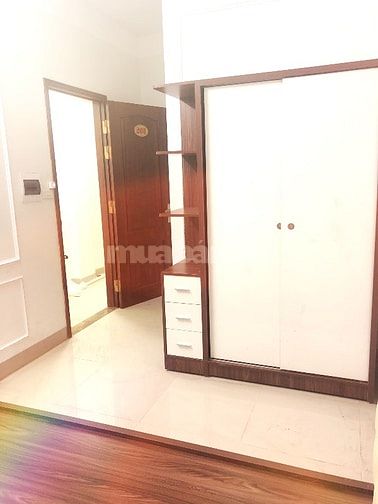 CCMN cho thuê phòng 1K1N full nội thất giá 5,5tr/th tại 241 Hồng Hà