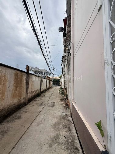 BÁN NHÀ BIỆT THỰ PHONG CÁCH TÂN CỔ ĐIỂN, MÁI NGÓI