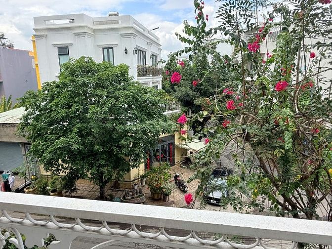 BÁN NHÀ BIỆT THỰ PHONG CÁCH TÂN CỔ ĐIỂN, MÁI NGÓI