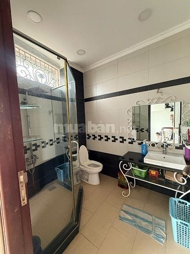 BÁN NHÀ BIỆT THỰ PHONG CÁCH TÂN CỔ ĐIỂN, MÁI NGÓI