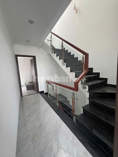 11 TỶ - NHÀ 4 TẦNG 4PN - PHẠM VĂN ĐỒNG, LINH TÂY
