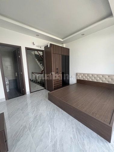 11 TỶ - NHÀ 4 TẦNG 4PN - PHẠM VĂN ĐỒNG, LINH TÂY