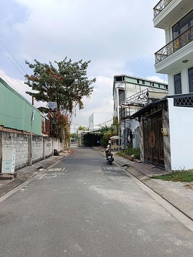 11 TỶ - NHÀ 4 TẦNG 4PN - PHẠM VĂN ĐỒNG, LINH TÂY