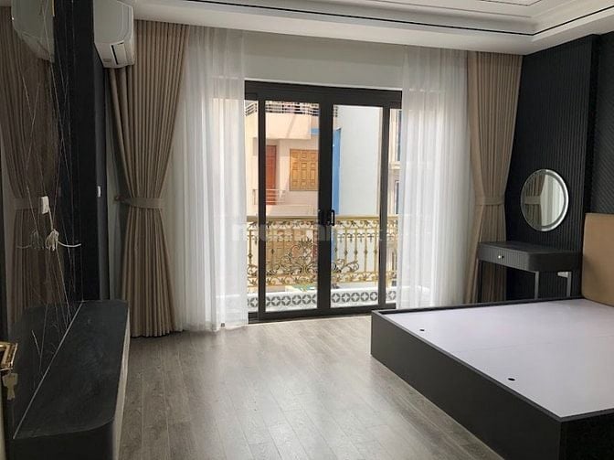 Nhà mặt phố Bờ Sông Sét, 65m2 x7T thang máy,oto vào nhà KD, buôn bán.