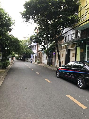 Bán nhà đường 12m khu Bàu Cát, dt : 4,5x20m. 5 tầng. Giá 15 tỷ