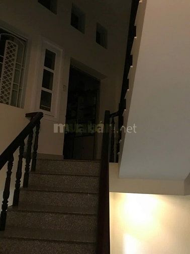 Bán nhà đường 12m khu Bàu Cát, dt : 4,5x20m. 5 tầng. Giá 15 tỷ