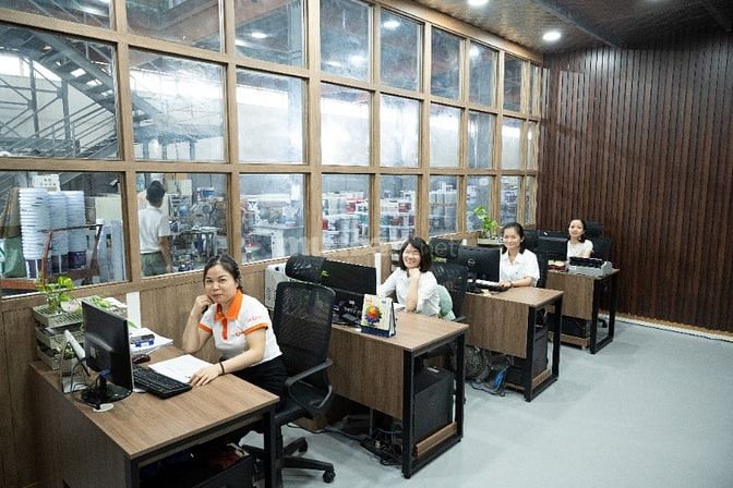 Cần tuyển 05 nam LĐPT làm sản xuất sơn nước