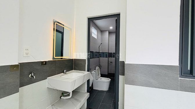 🏡🌿 BIỆT THỰ MINI 2 LẦU – SÂN VƯỜN CÂY TRÁI – 1 SẸC TRẦN VĂN MƯỜI
