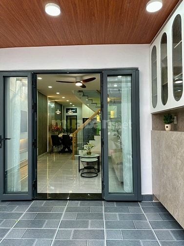 Bán nhà Phan văn Trị P7, gò vấp, ngay nhà hàng Hương Phố, dt 65m,1 lầu