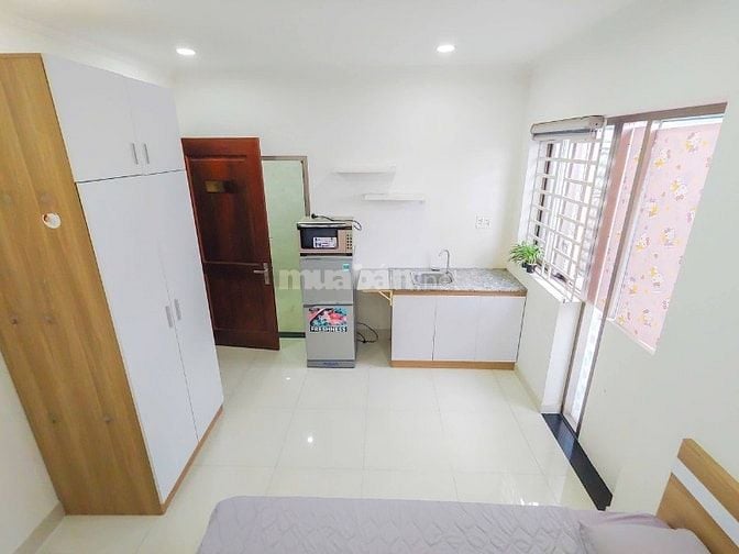 Cho Thuê Phòng Trọ Full Nội Thất , Có Thang Máy , Hầm Gửi Xe