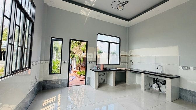 BÁN NHÀ VƯỜN 1 TRỆT 1 LẦU – KHÔNG GIAN XANH NGẬP TRÀN!