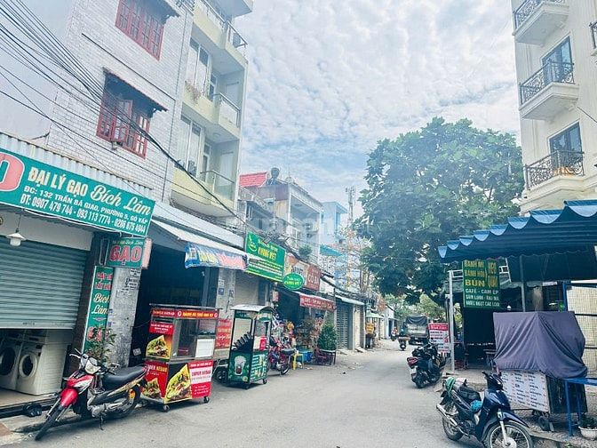 Bán nhà mặt tiền đường Trần Bá Giao,f5,trệt+4 lầu