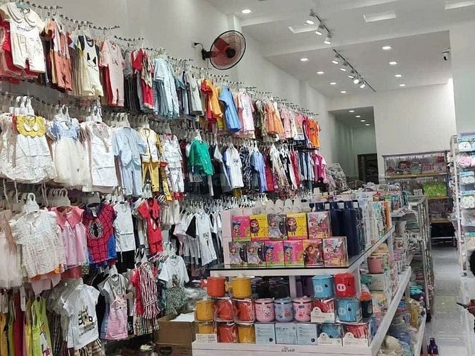 Chính chủ cần bán nhà mặt tiền đường ngay chợ Tân Hương 