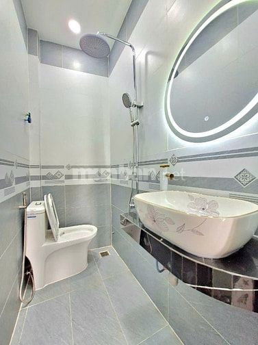 BÁN NHÀ MẶT TIỀN HẼM THÔNG XE HƠI - KINH DOANH MỌI NGÀNH NGHỀ 