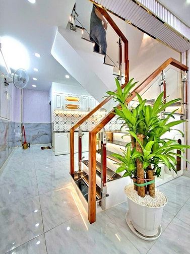 BÁN NHÀ MẶT TIỀN HẼM THÔNG XE HƠI - KINH DOANH MỌI NGÀNH NGHỀ 
