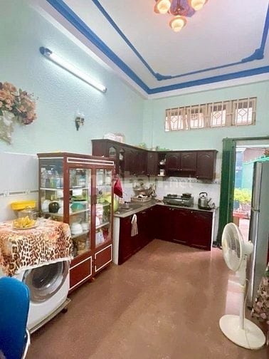 CẦN BÁN NHÀ mặt tiền 81 đg702 HỒNG BÀNG. DT: 3,4&15M, 2 LẦU ĐÚC