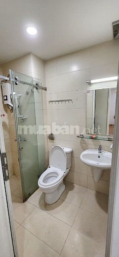 Bán căn hộ 69m2 view hồ bơi, 2PN, 2WC full nội thất cao cấp - 510 KDV