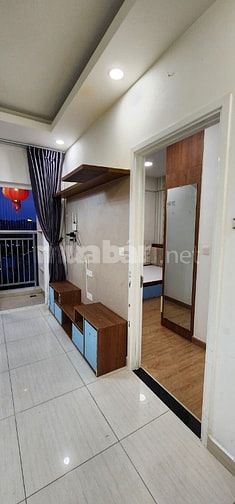 Bán căn hộ 69m2 view hồ bơi, 2PN, 2WC full nội thất cao cấp - 510 KDV