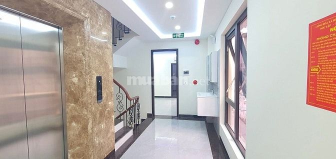 GIẢM 4 TỶ- TÔI BÁN NHÀ THANH XUÂN , ÔTÔ VÀO NHÀ,  XÂY MỚI, THANG MÁY, 