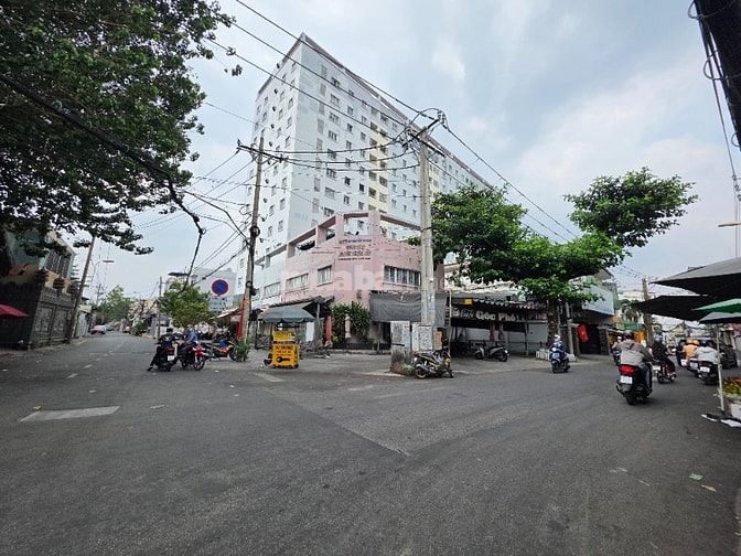 Đất xây biệt thự hoặc CHDV đường Nguyễn Thượng Hiền.