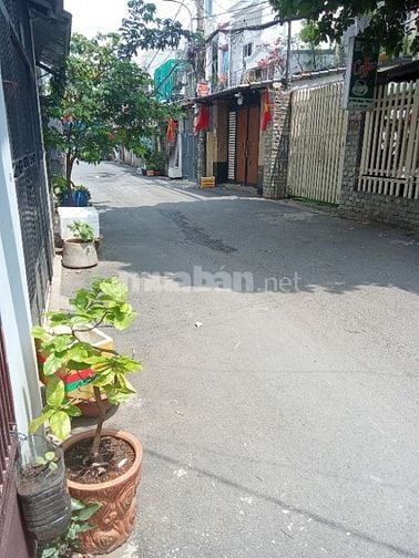 Chính chủ cần bán nhà hẻm xe hơi 872 Quang Trung.Công viên Làng Hoa 