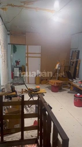 Mặt Tiền Kinh Doanh – đường Lạc Long Quân. Ngay chợ vải Tân Bình. 