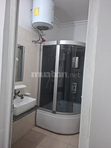 Cho thuê nhà 4 tầng mặt đường Nguyễn Bỉnh Khiêm