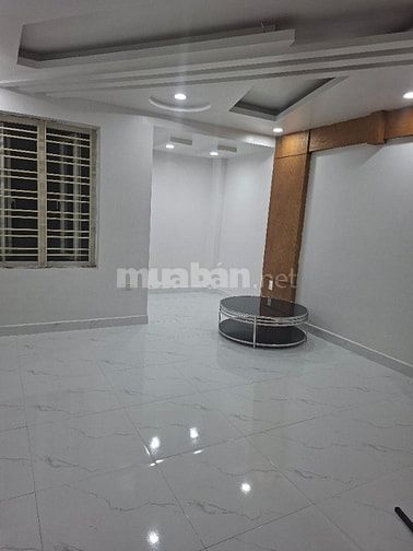 Cho thuê nhà 4 tầng mặt đường Nguyễn Bỉnh Khiêm