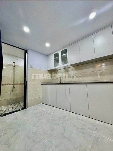 CHỦ NHÀ ĐỊNH CƯ | Cần bán gấp nhà Xóm Chiếu, Q4, Giá 1,680 tỷ/48m2