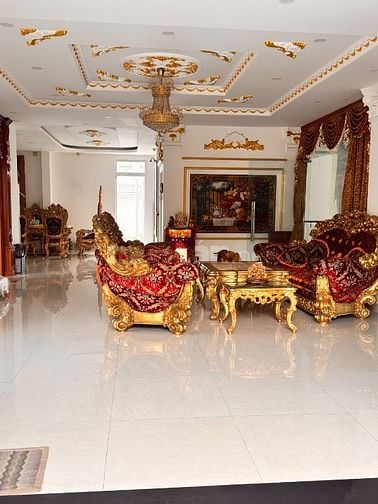 BÁN BIỆT THỰ CỔ ĐIỂN SÂN VƯỜN QUỸ ĐẤT LỚN HIẾM CÓ QUẬN 12