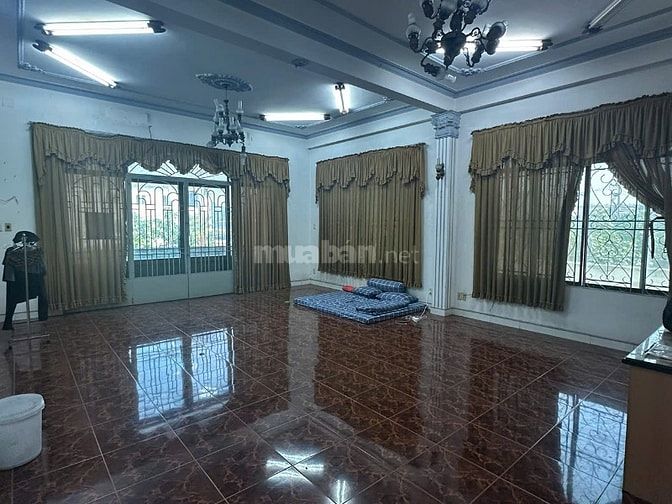 Cho thuê nhà Quận 8, 1 trệt 3 lầu,Văn phòng, GYM, Yoga, dạy học