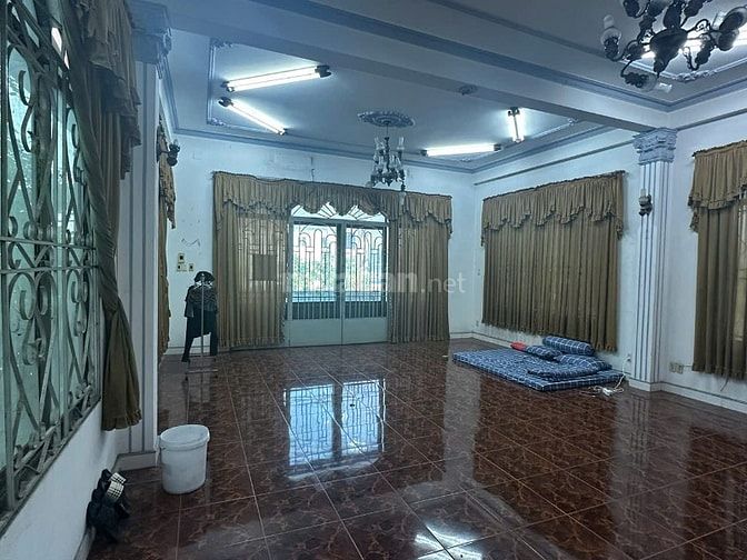 Cho thuê nhà Quận 8, 1 trệt 3 lầu,Văn phòng, GYM, Yoga, dạy học