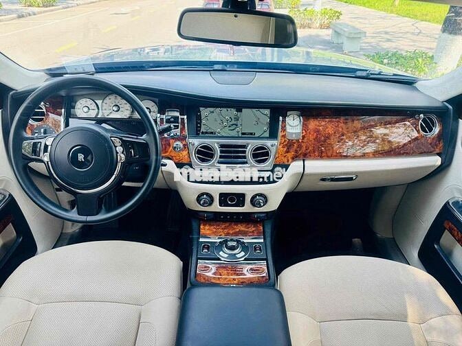 Rolls Royce Ghost 2010 6.6 V12