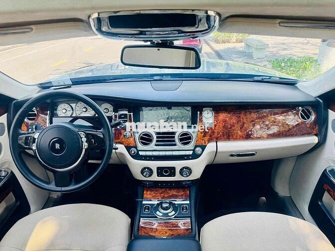 Rolls Royce Ghost 2010 6.6 V12