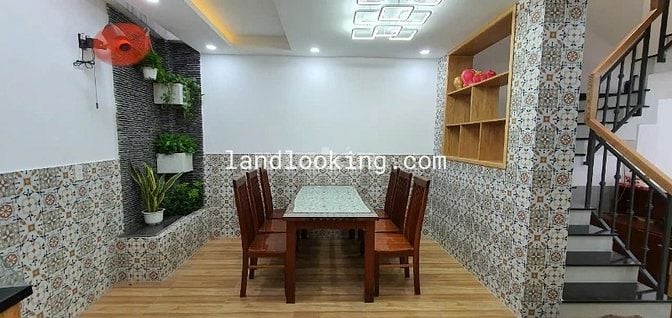 Hạ giá 3ty260 bán nhanh nhà Phan Văn Trị, Bình Thạnh 57m2 với 5 tầng.