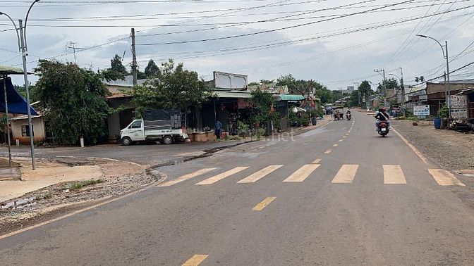 BÁN LỖ 500M2(10X50) SHR, DƯỜNG 32M ĐỐI DIỆN CHỢ, DÂN ĐÔNG GIÁ 730TR