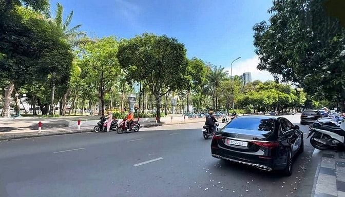 - DUY NHẤT- Mặt tiền Hai Bà Trưng (đối diện công viên Lê Văn Tám)