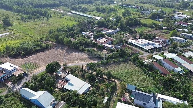 Đất vườn 867m² nở hậu hiếm, kênh nước, phong thuỷ thịnh vượng