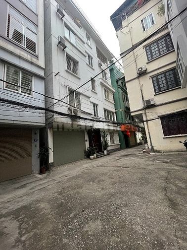 BAN NHÀ 4T TẠI NGÕ HOÀNG HOA THÁM - NGỌC HÀ DT45M MT 4m x4 T 11,68ty.
